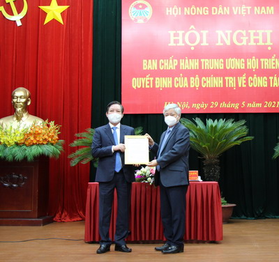 Đồng chí Lương Quốc Đoàn giữ chức Bí thư Đảng đoàn, Chủ tịch Ban Chấp hành Trung ương Hội Nông dân Việt Nam