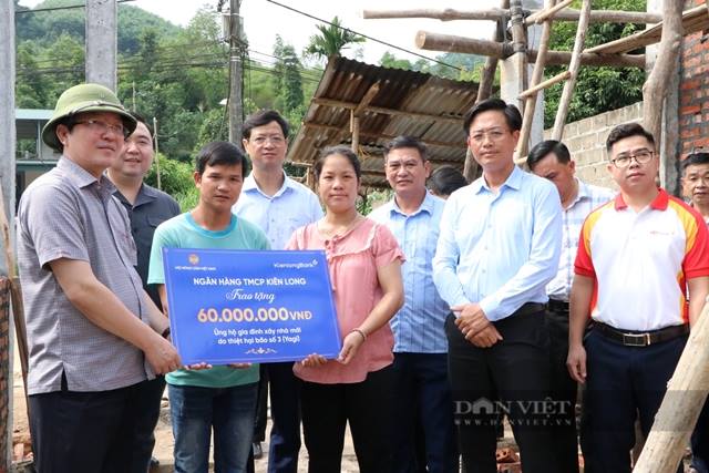 Đến từng hộ hỗ trợ người dân sau bão Yagi: Nụ cười trở lại sau những chuyến thăm, hỗ trợ của Hội NDVN (Bài 1)