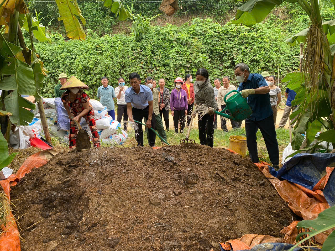 TẬP HUẤN SẢN XUẤT NÔNG NGHIỆP TÁI SINH