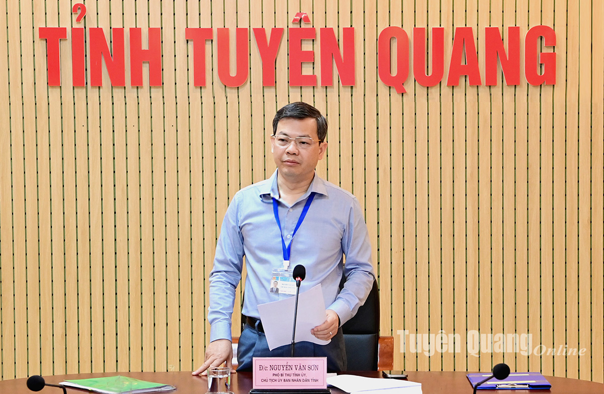 Chủ tịch UBND tỉnh Nguyễn Văn Sơn tiếp công dân phường Phan Thiết